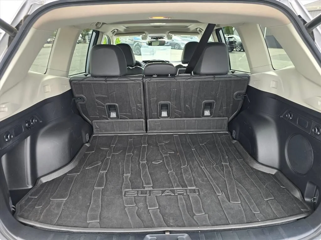 Used 2019 Silver Subaru Limited image 26
