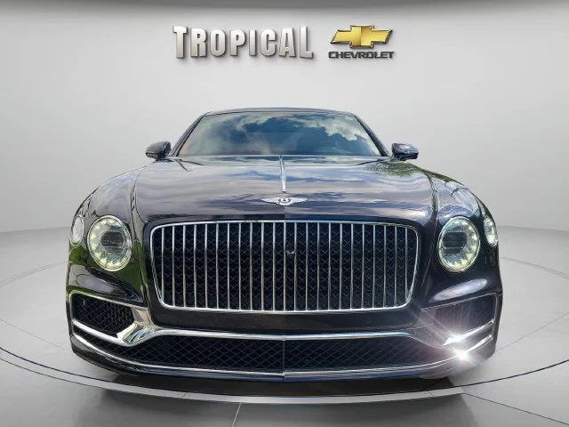 Used 2021 Black Bentley V8 image 8