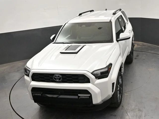 New 2026 Wind Chill Pearl <sup>1</sup> Toyota  TRD Sport image 27