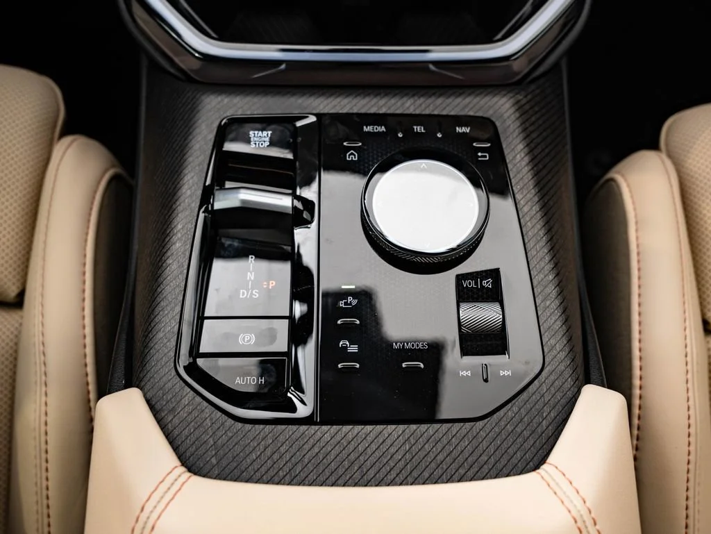 New 2026 Dune Grey Metallic BMW 30 xDrive image 37
