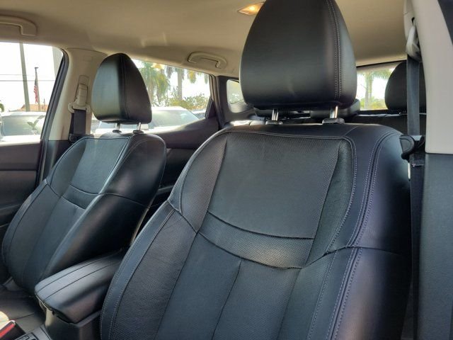 2020 Nissan Rogue Sport SL - Photo 12