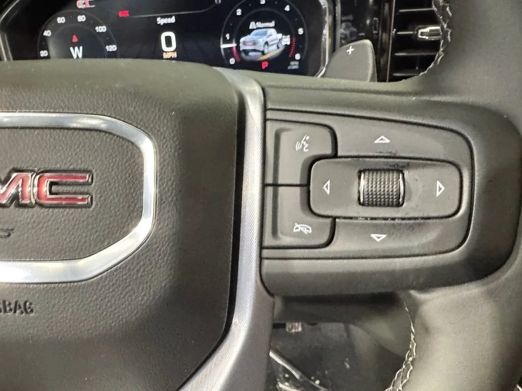 New 2026 Onyx Black GMC Elevation image 18