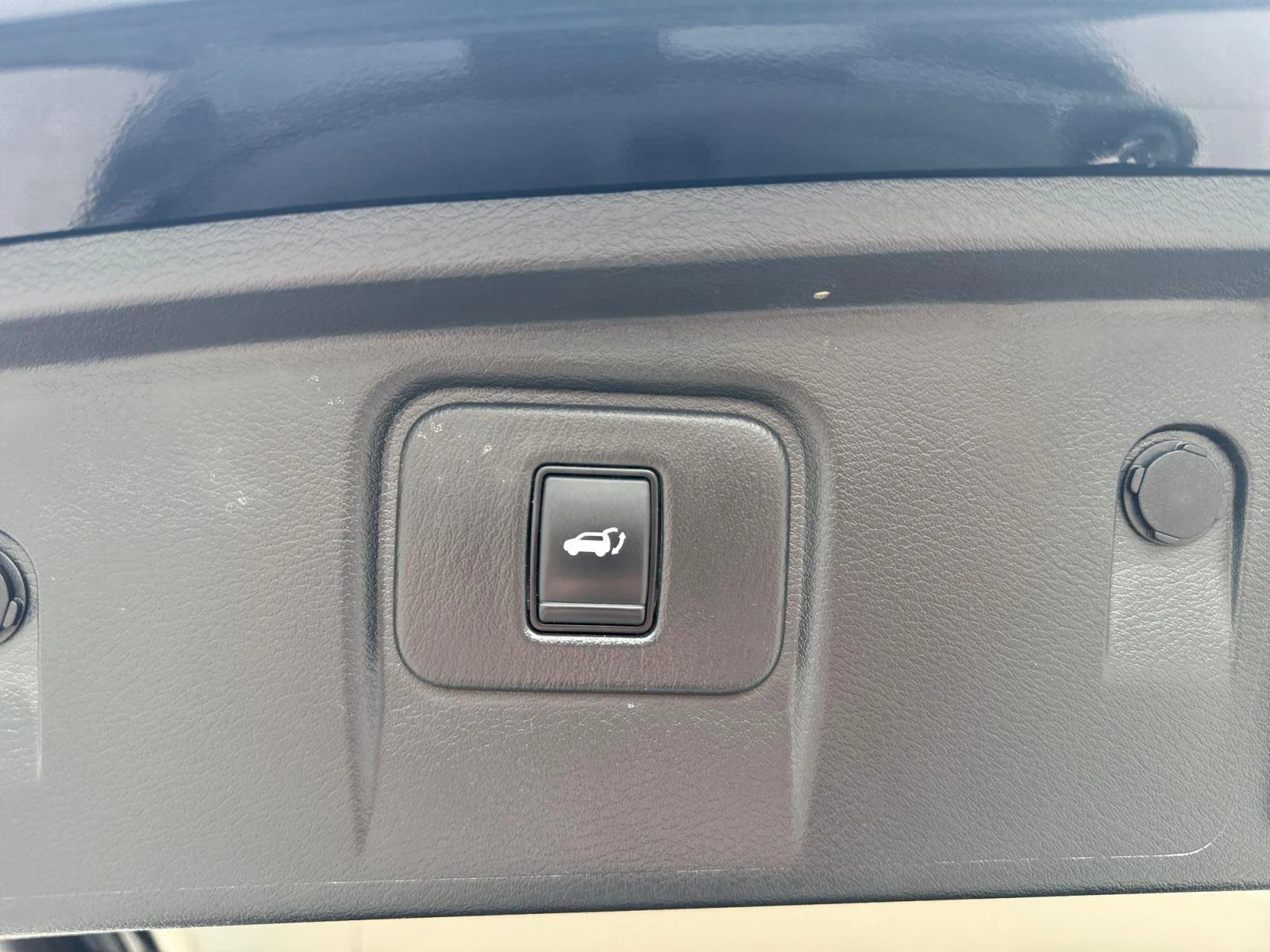 Used 2023 Super Black Nissan SL image 24