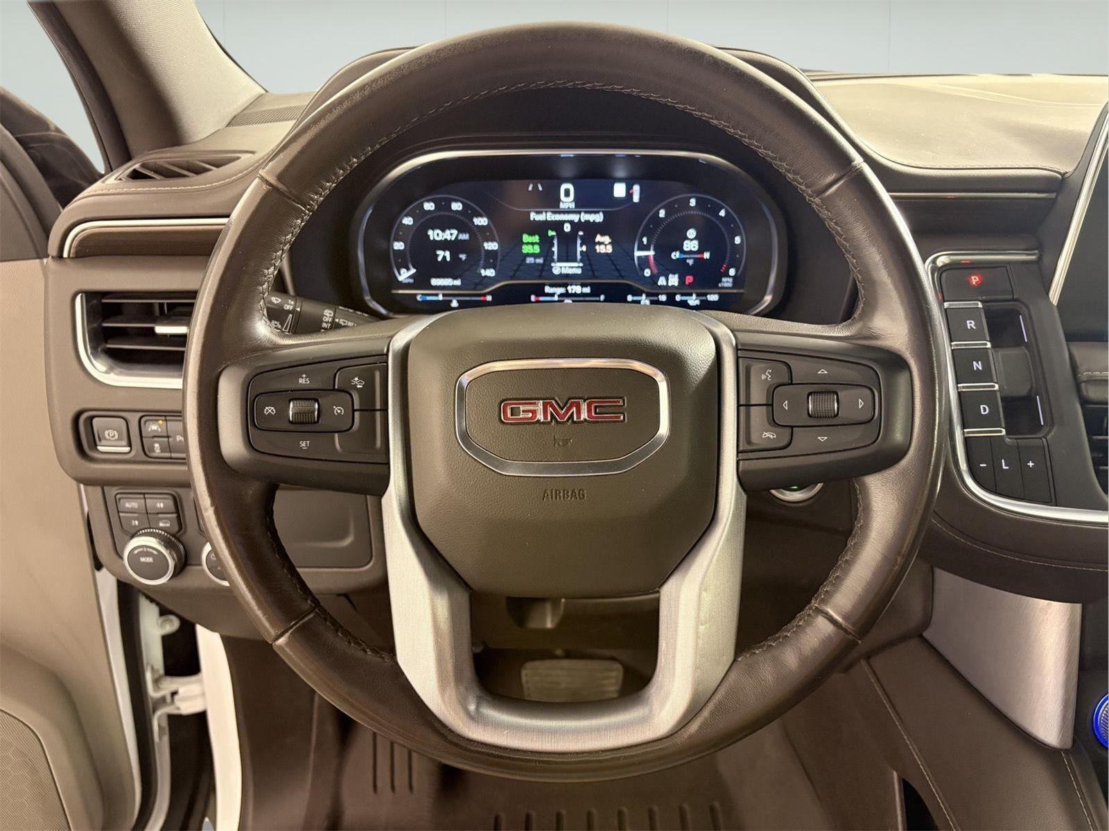 Used 2022 Summit White GMC SLE image 27