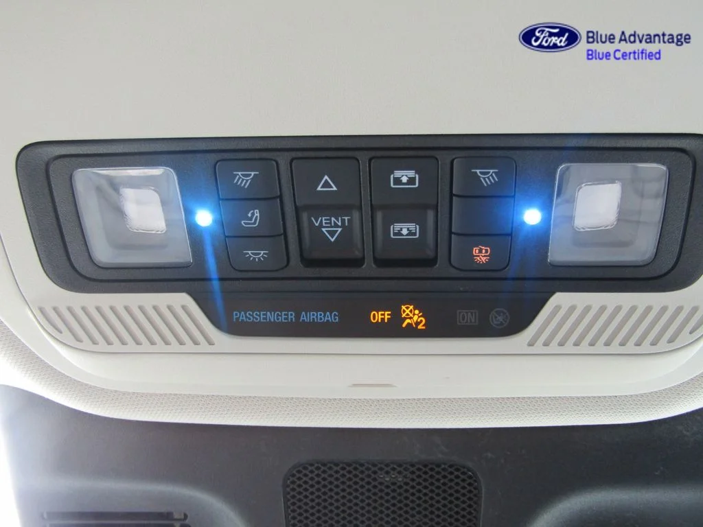 Certified Used 2025 Star White Ford Active image 39