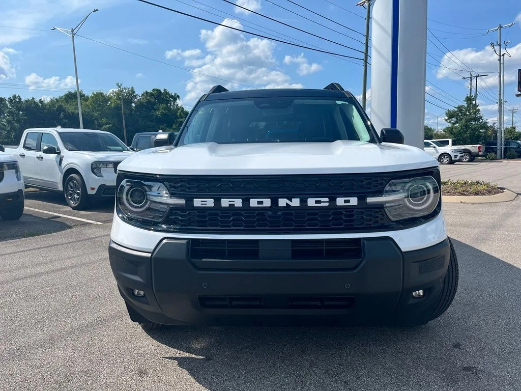 New 2026 White Ford Outer Banks image 2