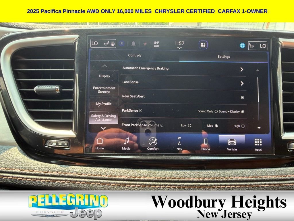 Certified Used 2025 Black Chrysler Pinnacle AWD image 30