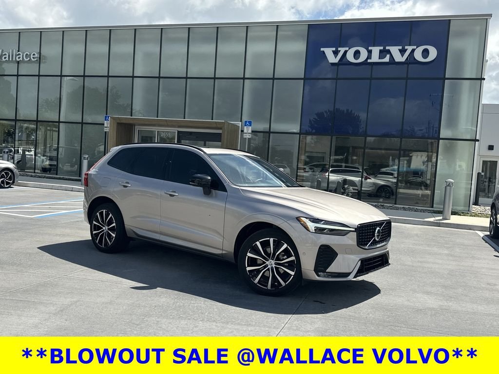 2024 Volvo XC60 B5 Ultimate Dark Theme AWD's photo