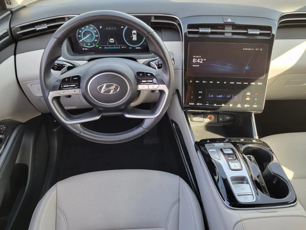 Used 2024 Blue Hyundai SEL Convenience image 7