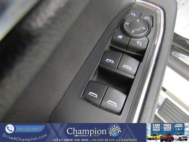 Used 2023 SUMMIT WHITE GMC SLT image 29