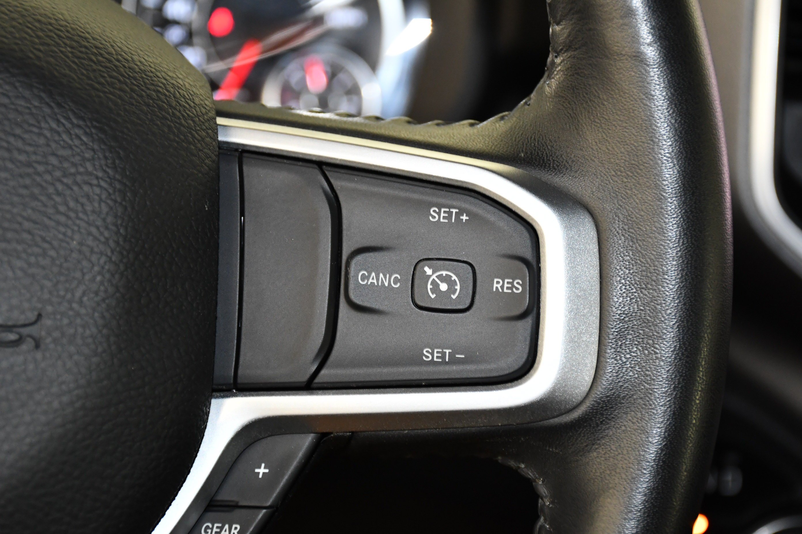 Used 2023 Diamond Black Crystal Pearlcoat Ram Big Horn image 22