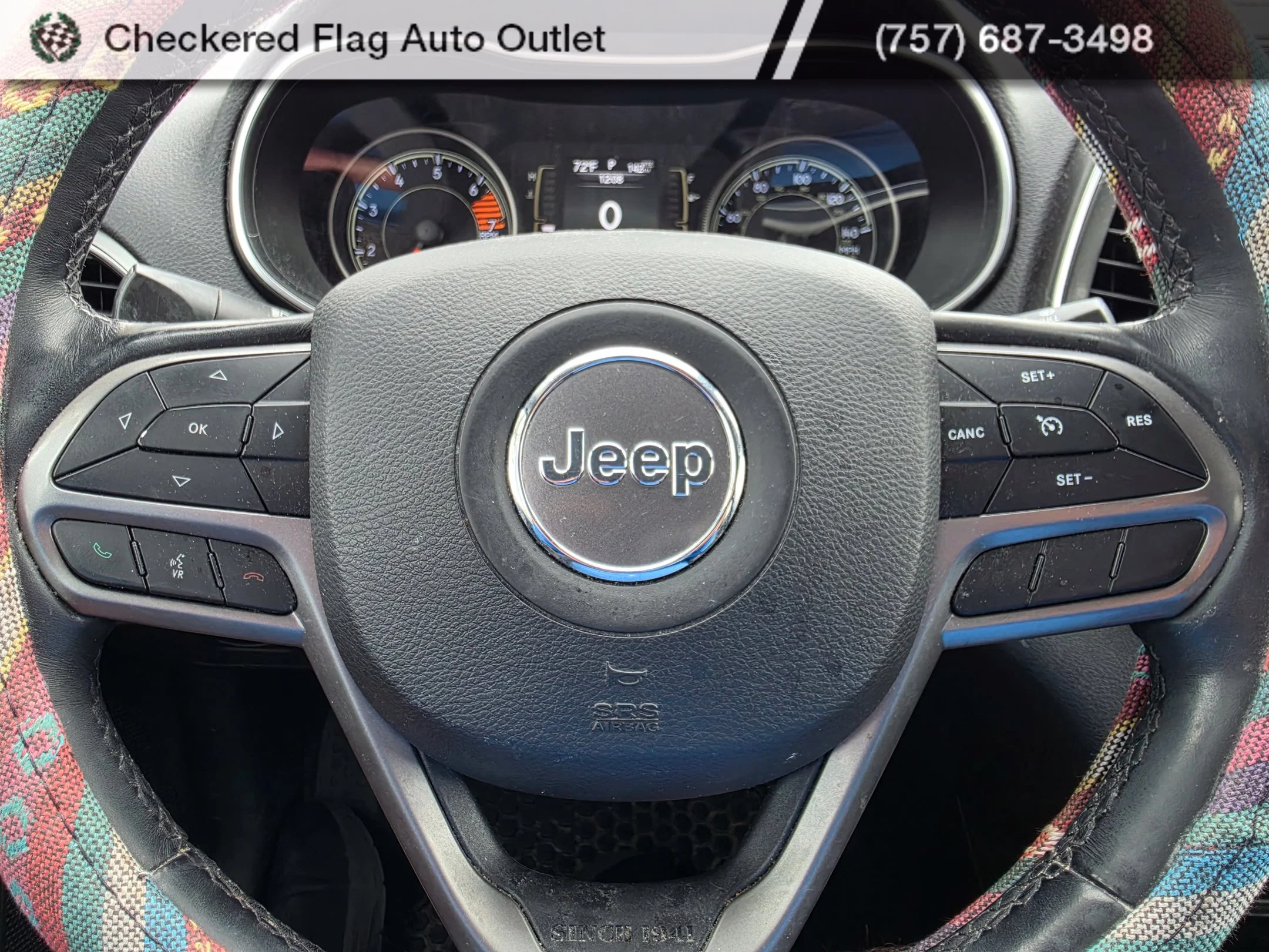 Used 2019 Diamond Black Jeep Latitude Plus image 12