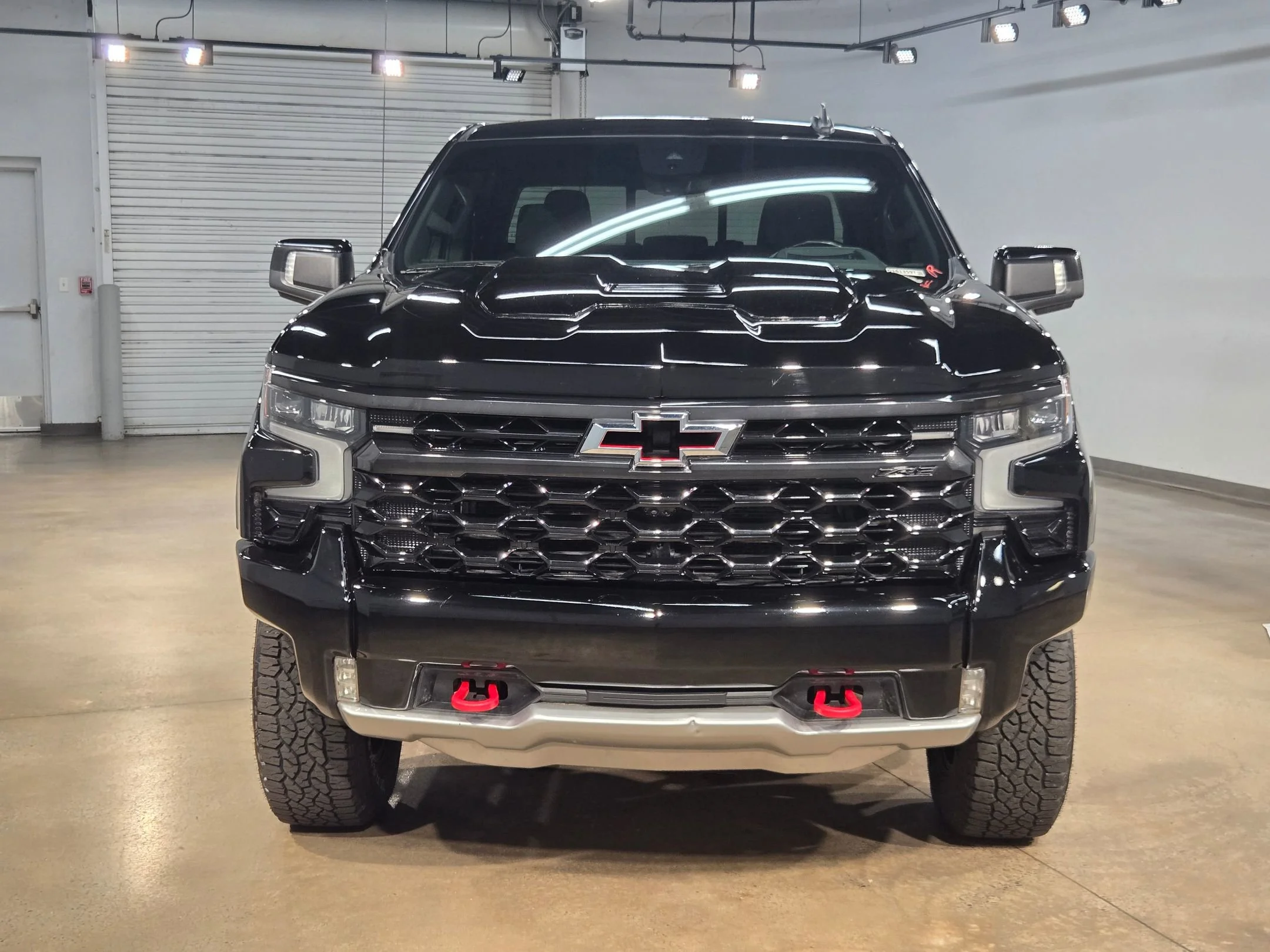 Used 2024 Chevrolet Silverado 1500 ZR2 with VIN 3GCUDHEL3RG161359 for sale in Little Rock