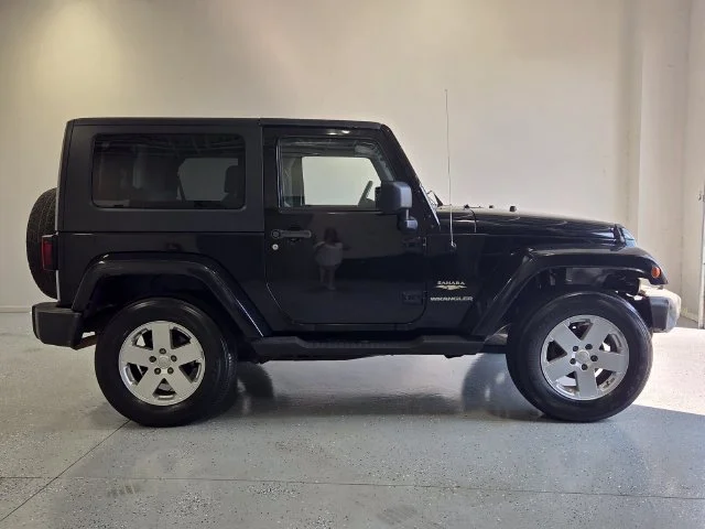 Used 2007 Black Jeep Sahara image 10