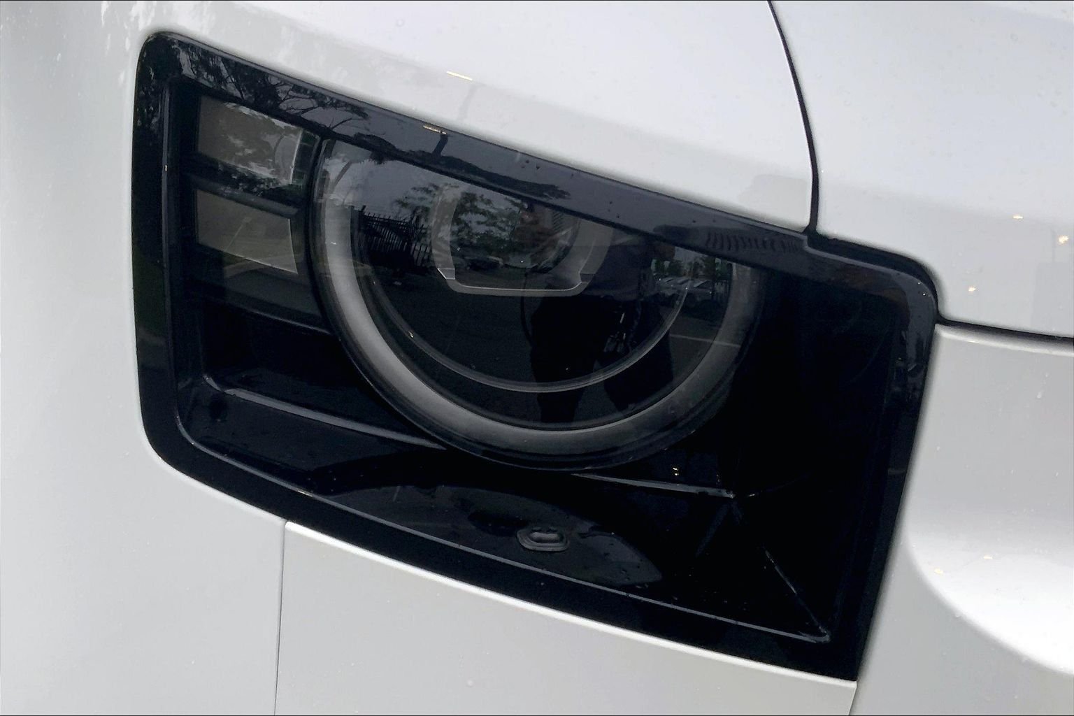 New 2026 Fuji White Land Rover S image 13