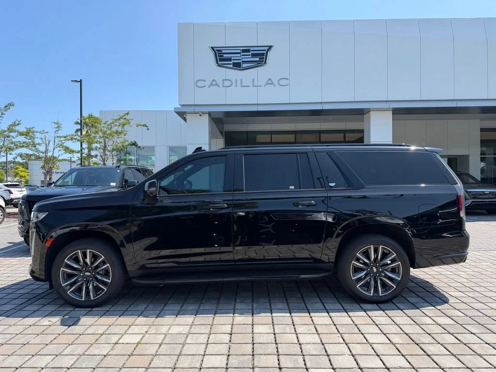 2024 Cadillac Escalade ESV 4WD Sport's photo