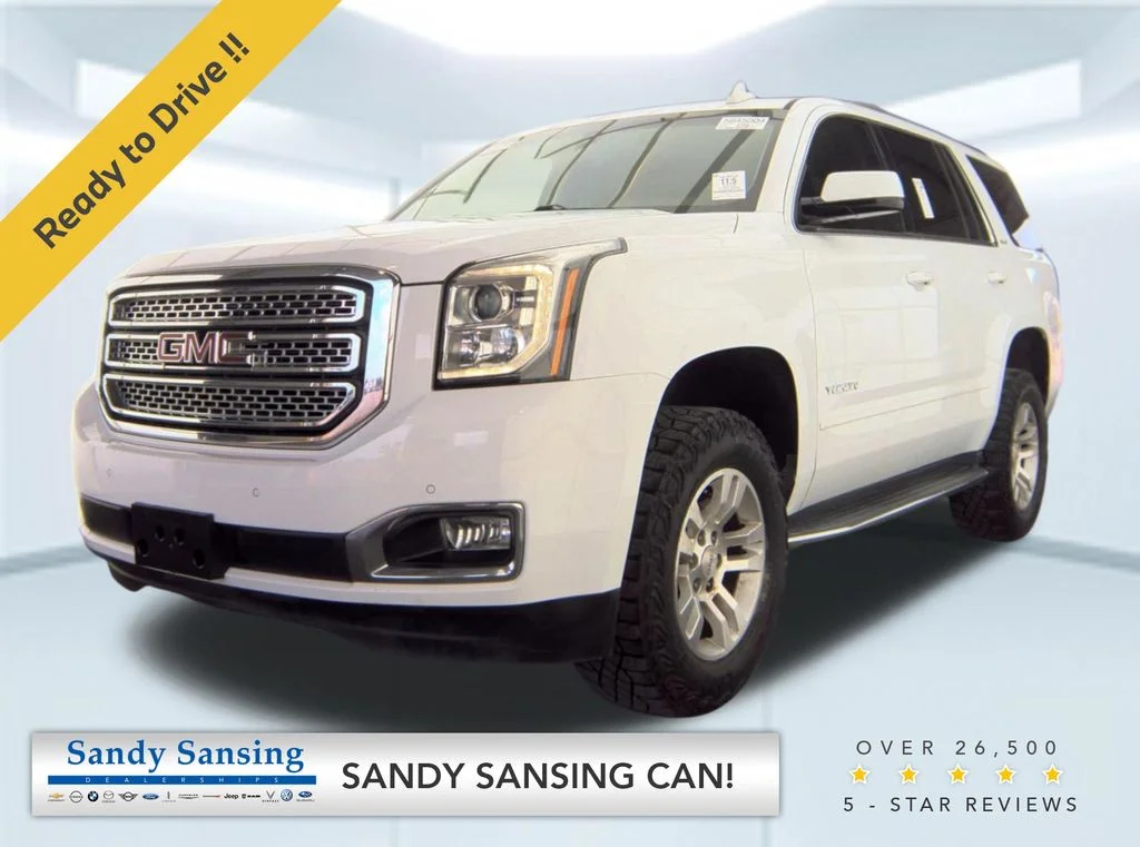 Used 2018 White GMC SLE image 1