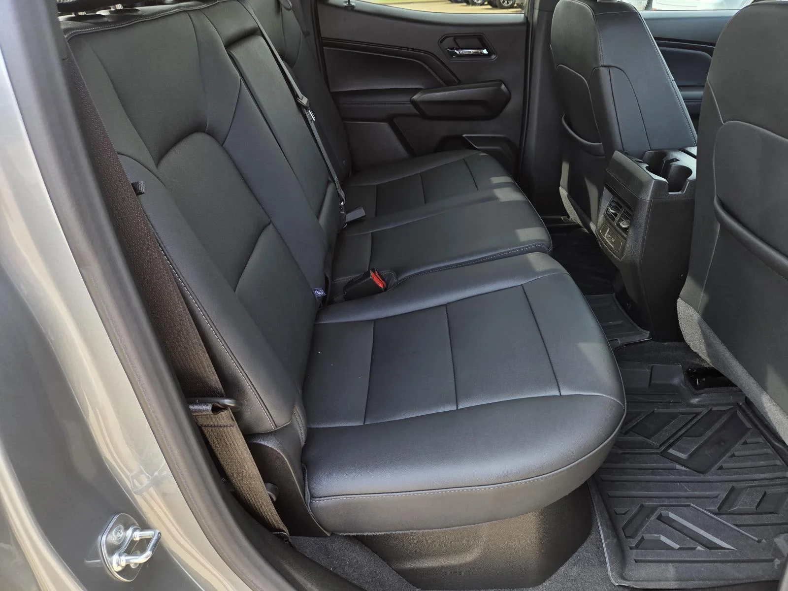 Used 2024 Sterling Gray Metallic Chevrolet 2WD LT image 37