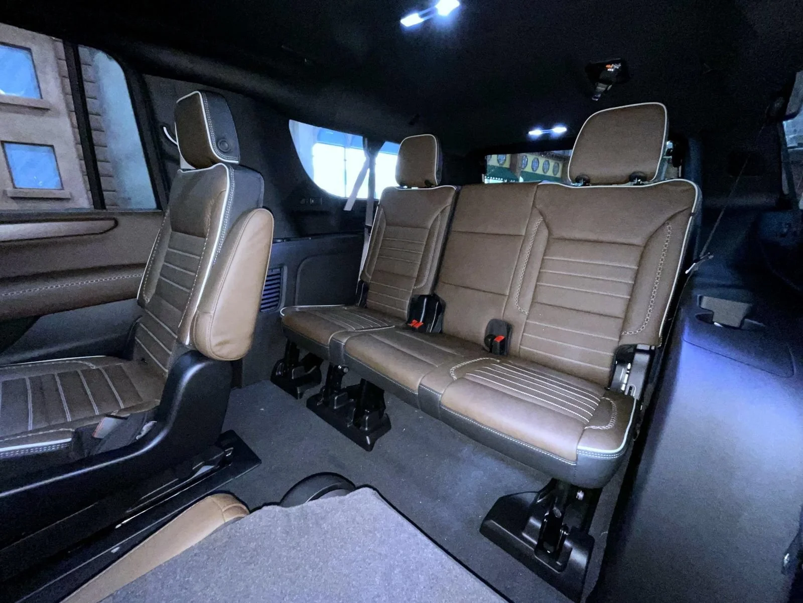 2026 GMC Yukon XL Denali Ultimate - Photo 20