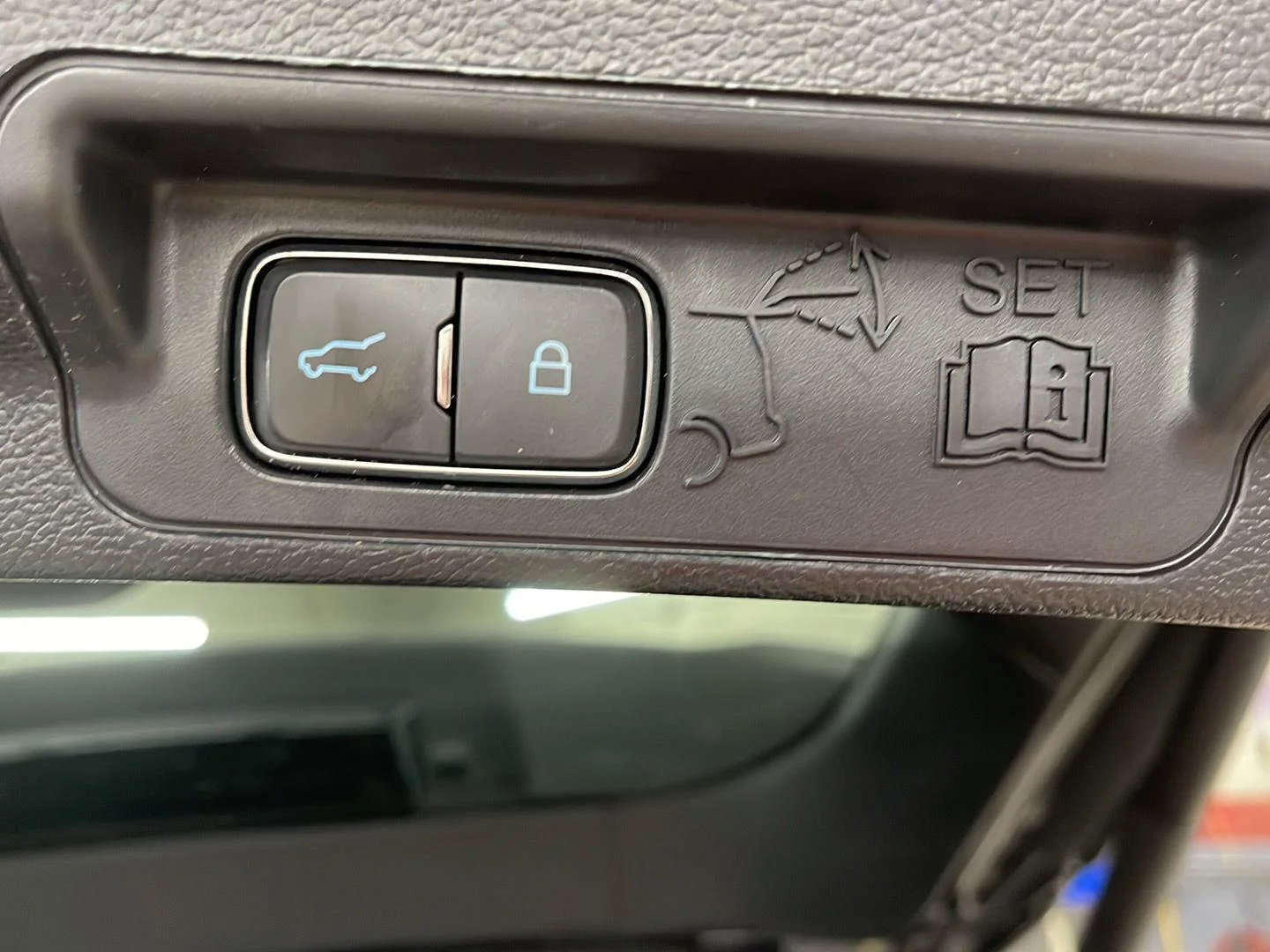 Used 2020 Magnetic Metallic Ford ST image 10