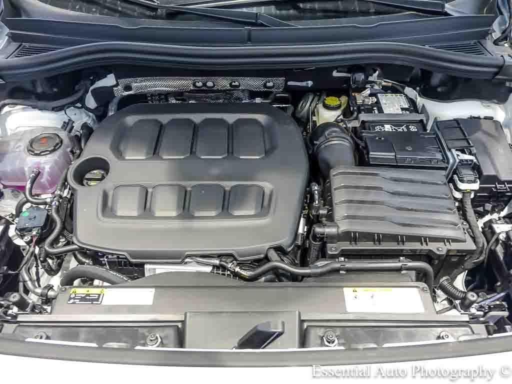 New 2026 Pure White Volkswagen 2.0T SE image 18