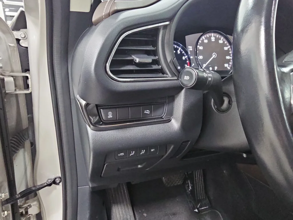 Used 2023 Silver Mazda 2.5 S Premium Package image 28