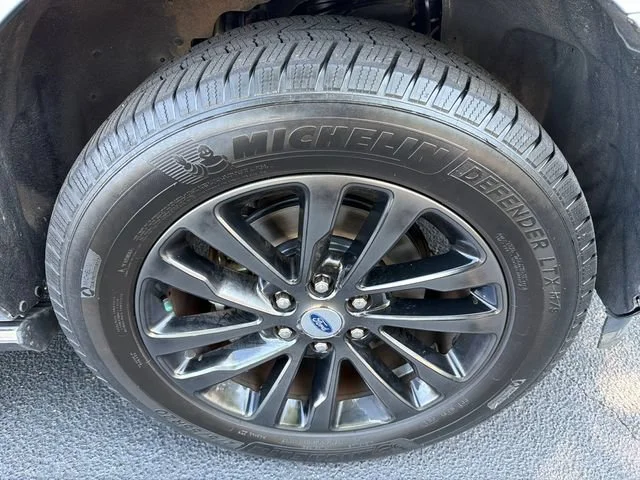 Used 2021 Silver Ford Limited image 12