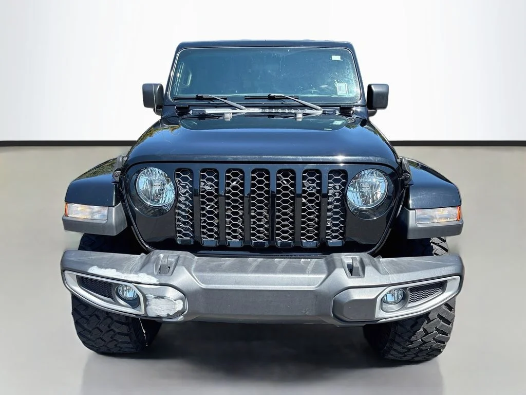 Used 2022 Black Clearcoat Jeep Sport image 2