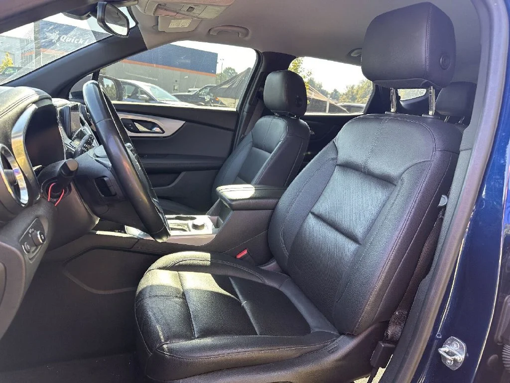 Used 2022 Blue Chevrolet LT image 5