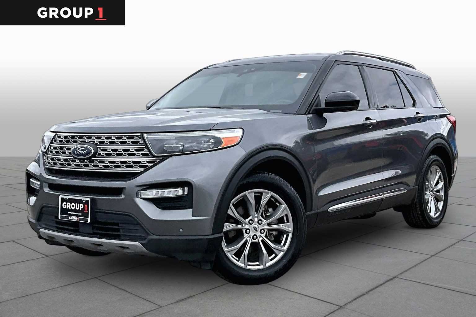 2022 Ford Explorer Limited RWD's photo