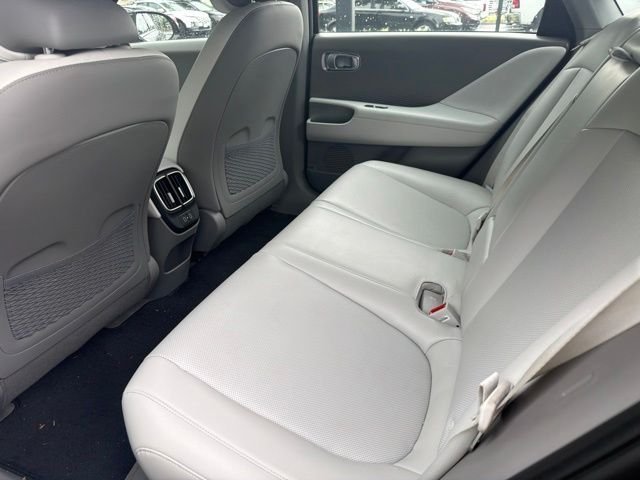 Used 2024 Onyx Black Hyundai Limited image 12