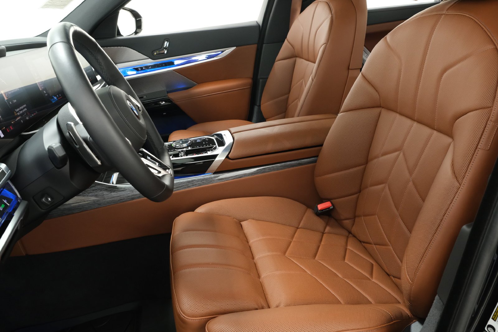 2025 BMW 7 Series 760i - Photo 29