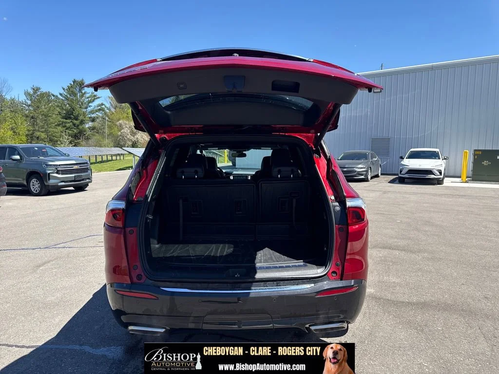 2023 Buick Enclave Essence image 22