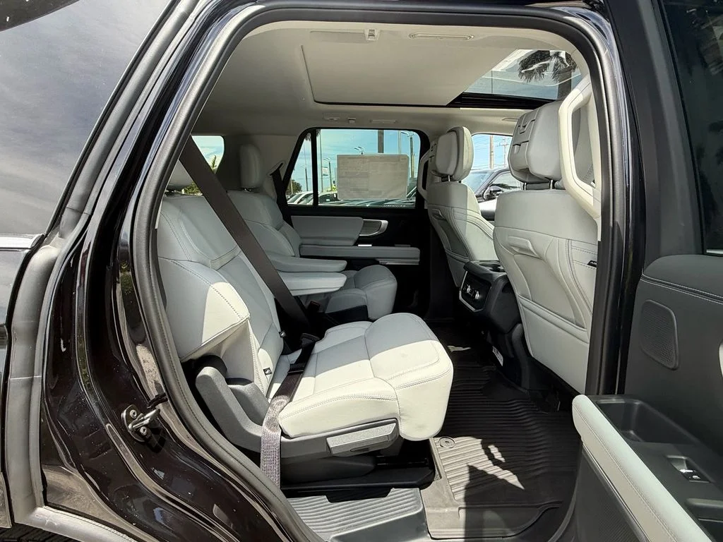 New 2026 Agate Black Metallic Ford Platinum® image 14