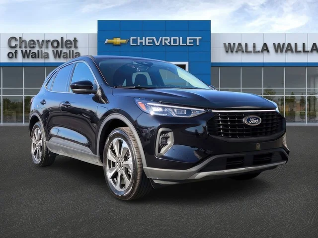 2025 Ford Escape Platinum