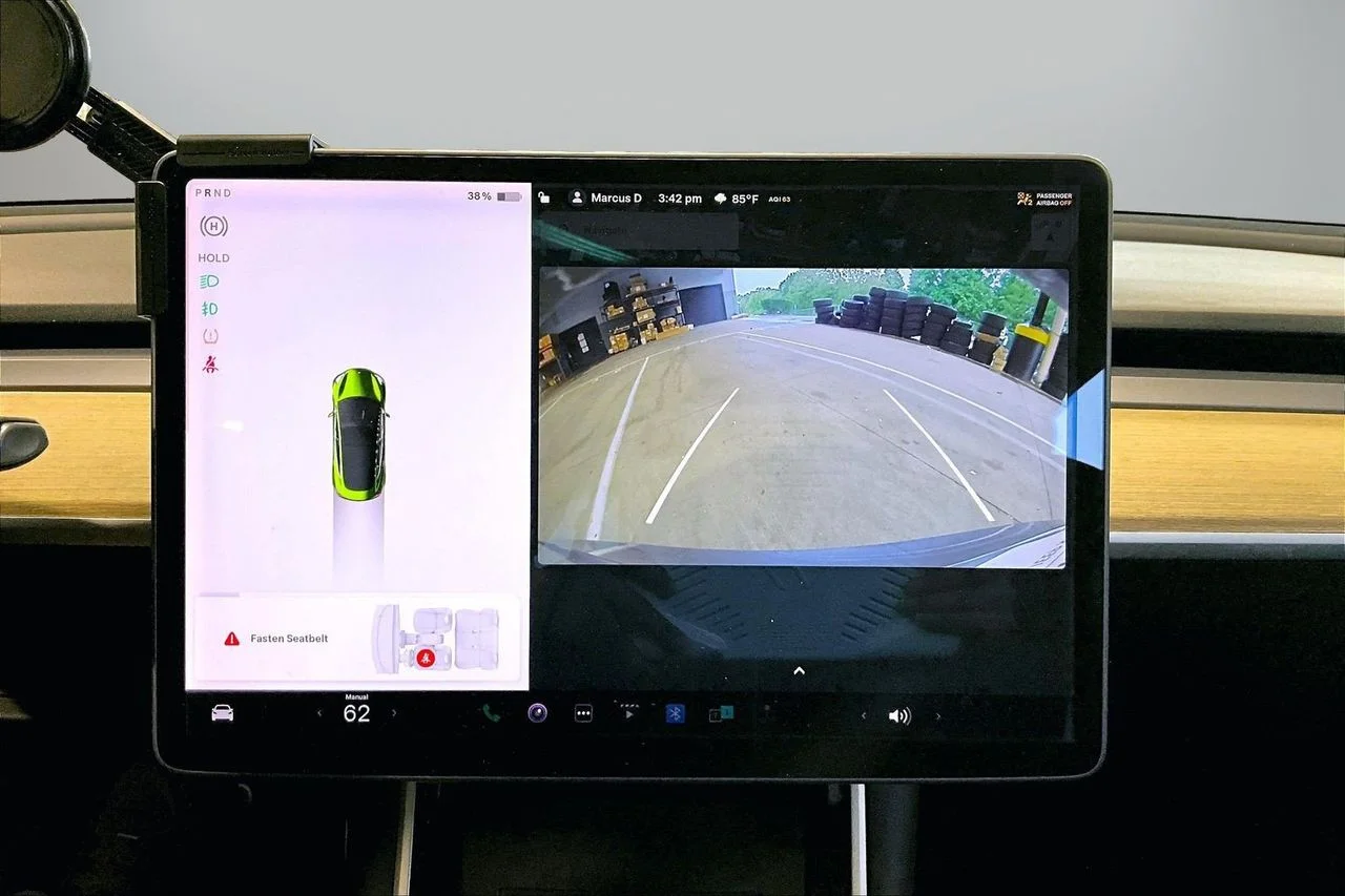 Used 2019  Tesla Long Range image 14
