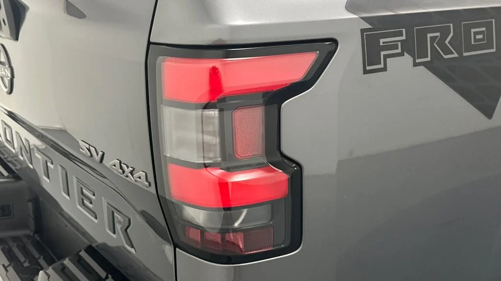 Used 2022 Gray Nissan SV image 23