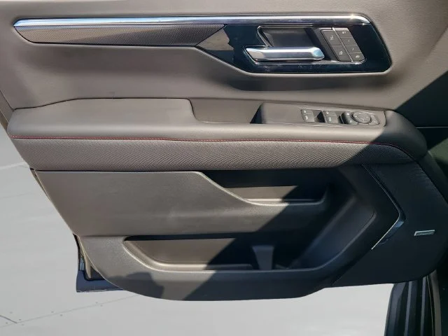 New 2026 Black Chevrolet RST image 20