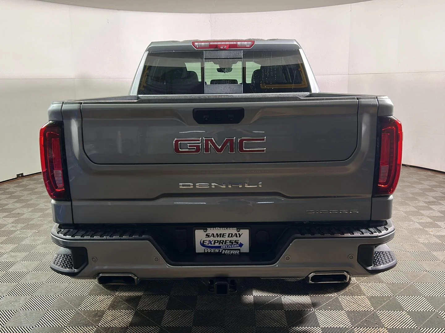Used 2024 Sterling Metallic GMC Denali image 8