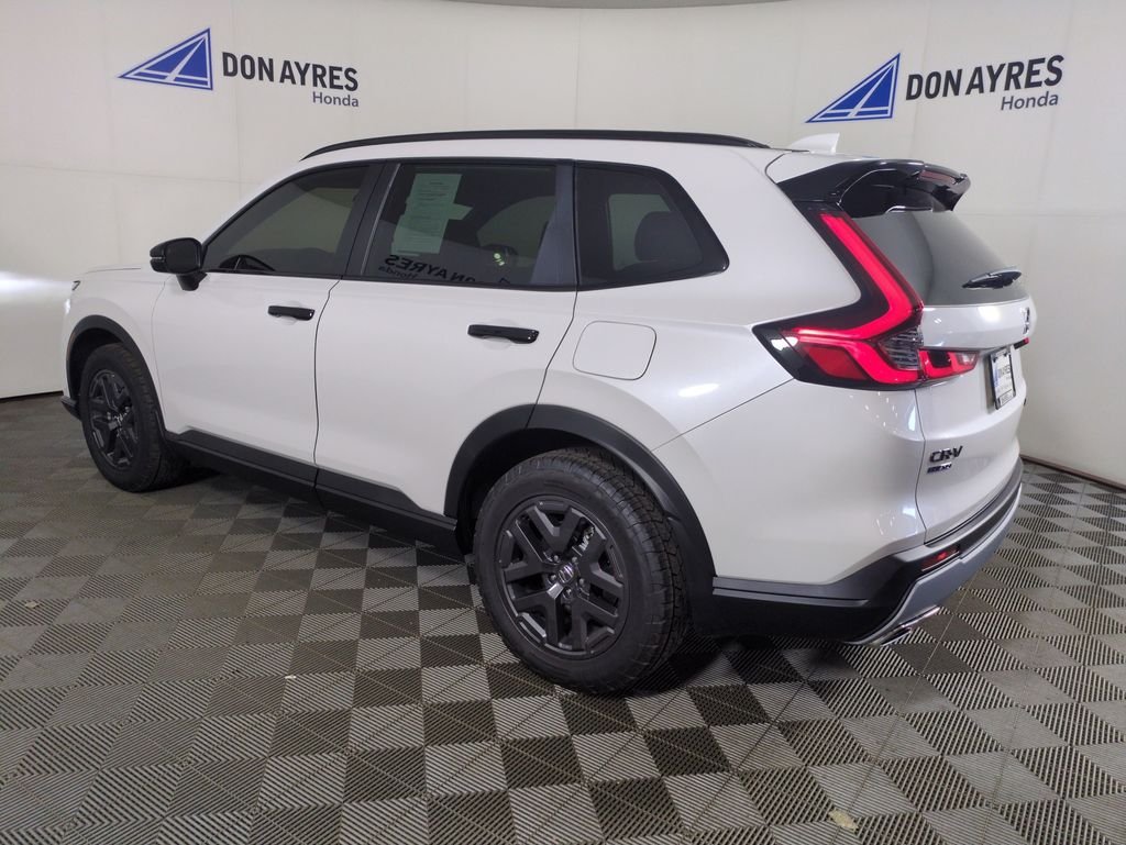 Used 2026 Platinum White Pearl Honda TrailSport image 3