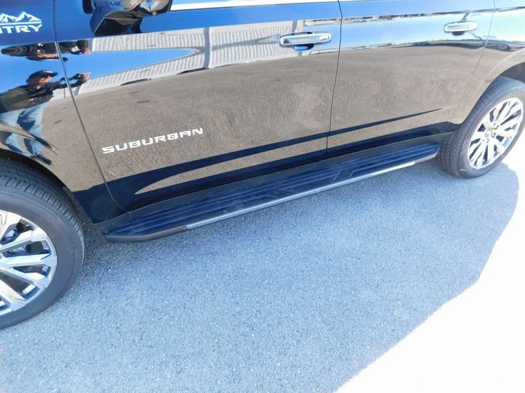 2025 Chevrolet Suburban High Country - Photo 12