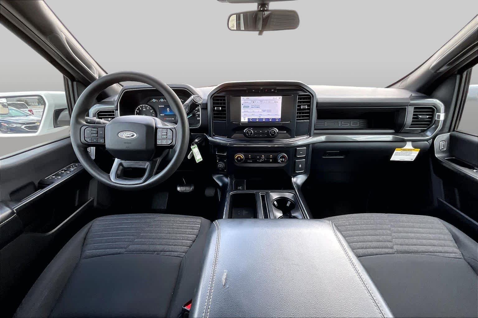 Used 2022 Oxford White Ford XL image 15