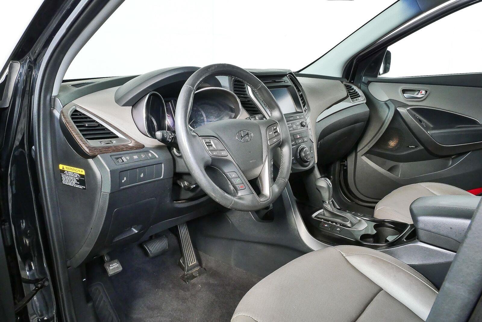 Used 2017 Twilight Black Hyundai 2.4L image 8