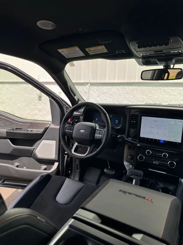 2025 Ford F-150 Raptor - Photo 26