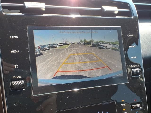Used 2024  Hyundai SEL image 6