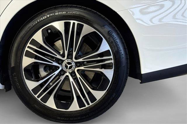 New 2026 MANUFAKTUR Moonlight White Metallic Mercedes-Benz E 350 image 59