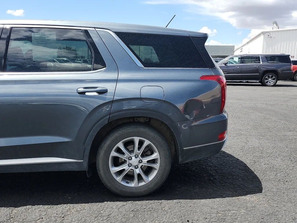 Used 2022 Steel Graphite Hyundai SE image 9