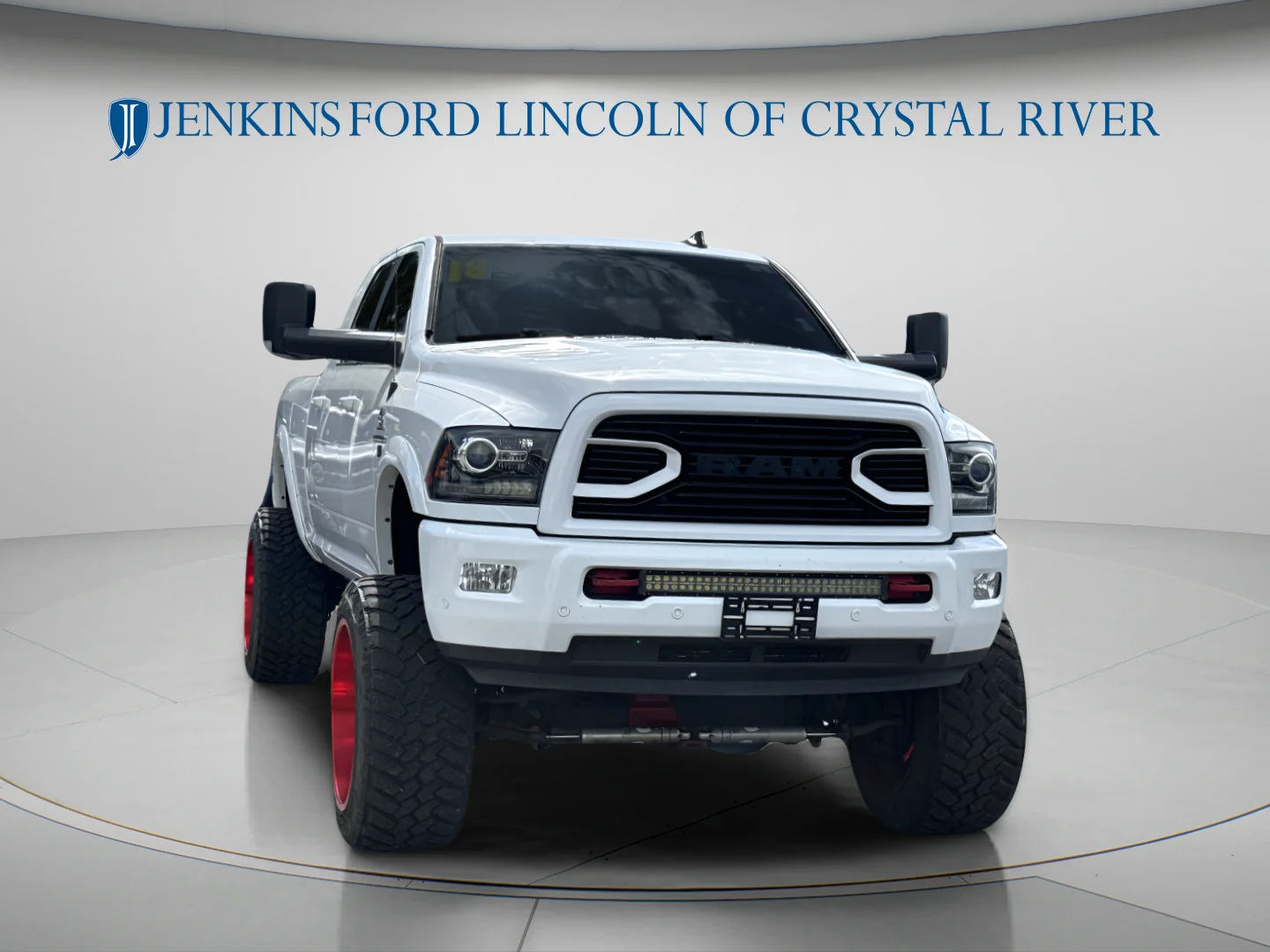 Used 2018 Bright White Clearcoat Ram Laramie image 15