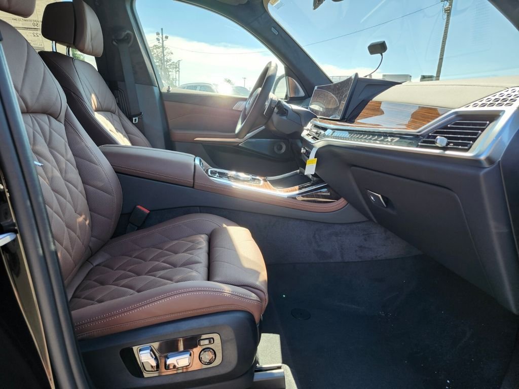 New 2027 Black BMW xDrive40i image 11