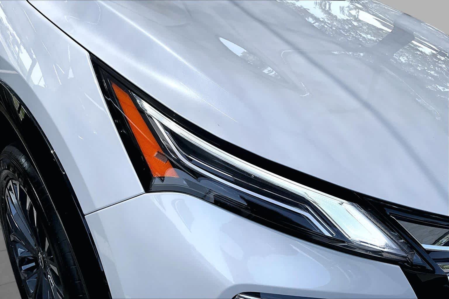 New 2026 Everest White Pearl Tricoat Nissan Platinum image 13